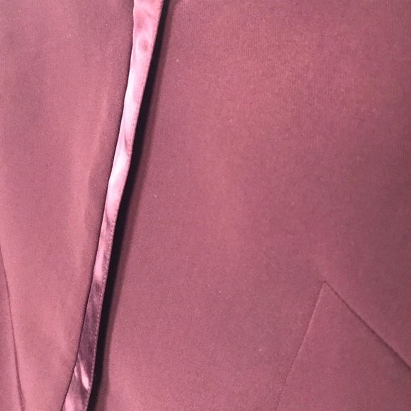 VICTORIA’S SECRET Maroon Blazer - Picture 3 of 4